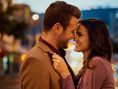 10 Signs a Woman Truly Cares